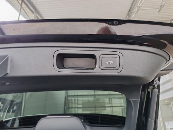 2026-MG-HS-15T-Luxury-Auto image:2