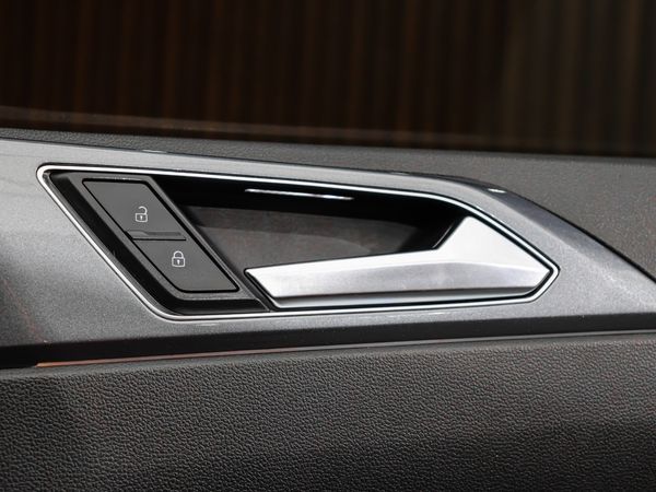 2023-Volkswagen-Polo-20-GTI-Auto-147kW image:17