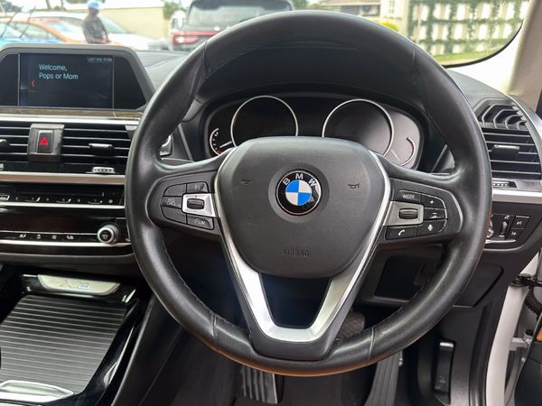 2019-BMW-X3-sDrive20i-Luxury-Line image:16