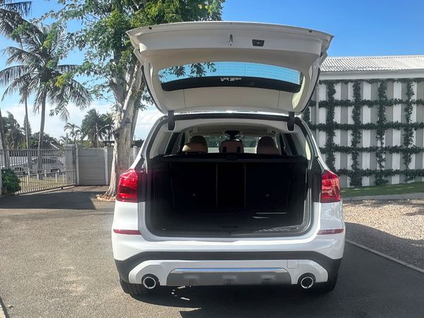 2019-BMW-X3-sDrive20i-Luxury-Line image:26