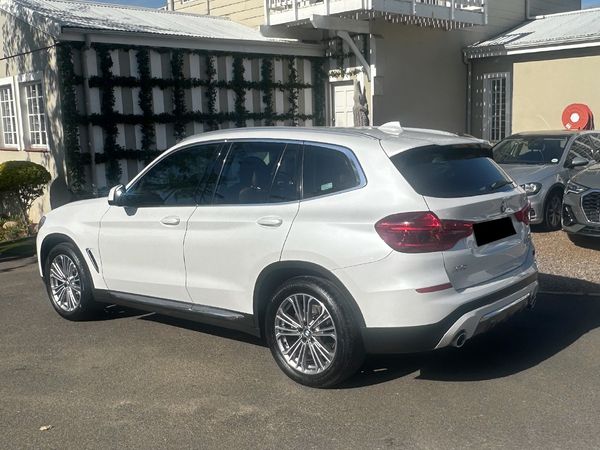 2019-BMW-X3-sDrive20i-Luxury-Line image:6
