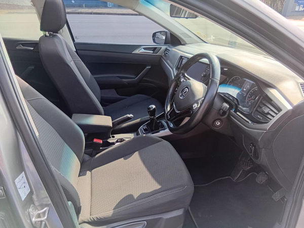 2020-Volkswagen-Polo-10-TSI-Highline-85kW image:17