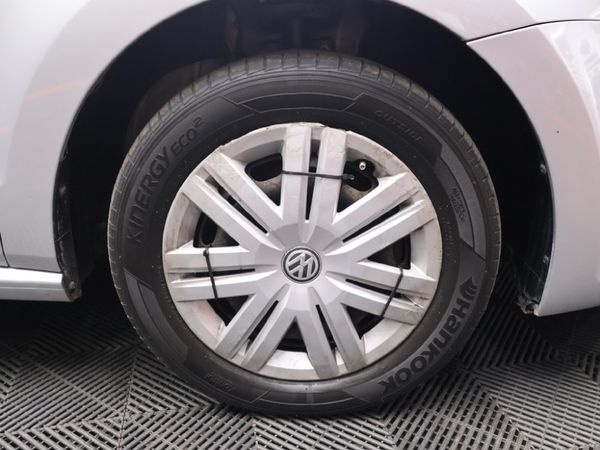 2020-Volkswagen-Polo-Vivo-14-Trendline-5-dr image:9