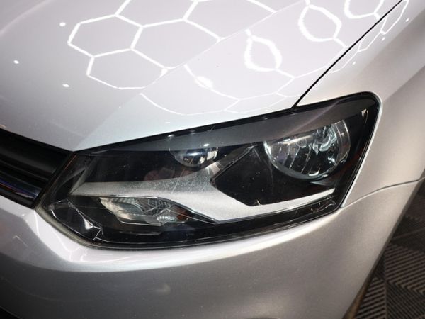 2020-Volkswagen-Polo-Vivo-14-Trendline-5-dr image:8