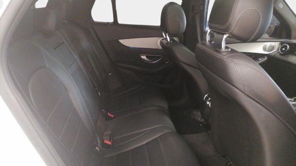 2016-Mercedes-Benz-GLC-250d-AMG image:9