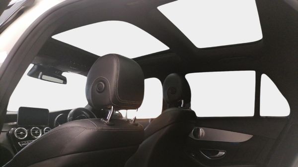 2016-Mercedes-Benz-GLC-250d-AMG image:10