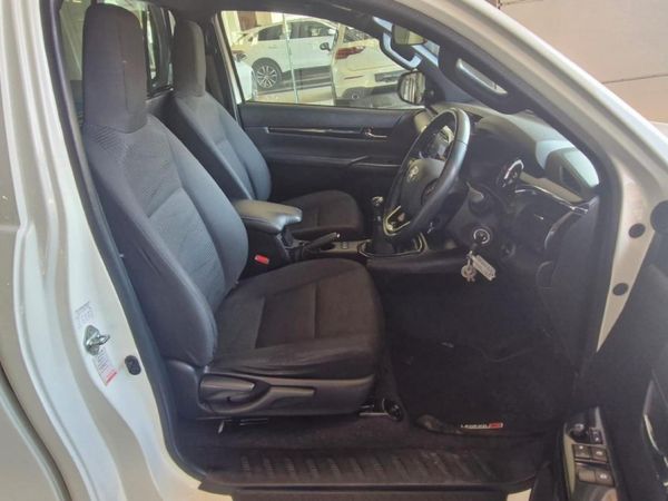 2020-Toyota-Hilux-28-GD-6-Raider-4x4-Single-Cab image:10