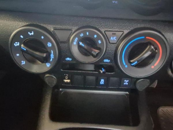 2020-Toyota-Hilux-28-GD-6-Raider-4x4-Single-Cab image:14