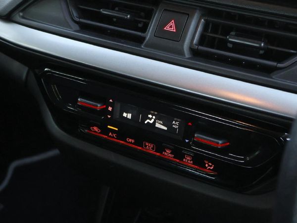 2025-Suzuki-Swift-12-GL image:16
