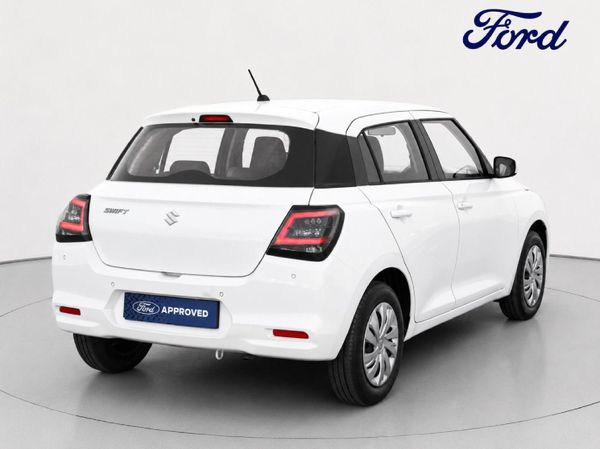 2025-Suzuki-Swift-12-GL image:3