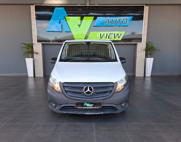 2018-Mercedes-Benz-Vito-111-16-CDI-Panel-Van image:3