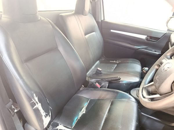 2019-Toyota-Hilux-24-GD-Single-Cab image:16