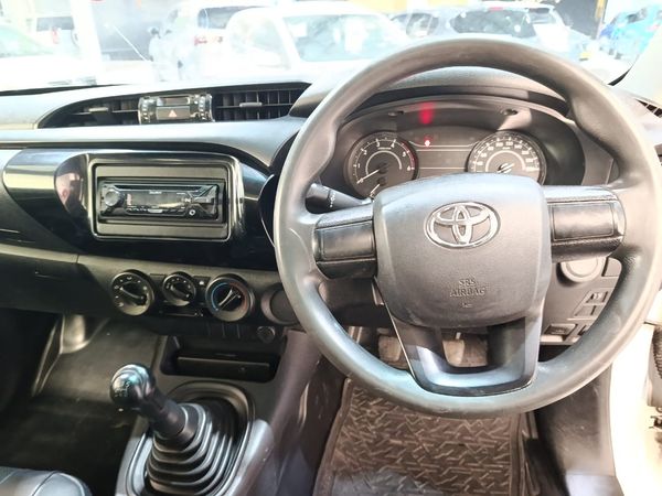 2019-Toyota-Hilux-24-GD-Single-Cab image:17