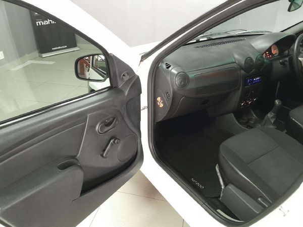 2023-Nissan-NP200-16-AC-Safety-Pack image:15