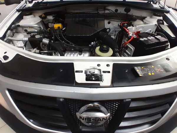 2023-Nissan-NP200-16-AC-Safety-Pack image:5