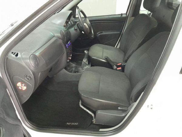 2023-Nissan-NP200-16-AC-Safety-Pack image:8