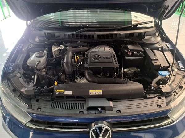 2022-Volkswagen-Polo-10-TSI-Life image:11