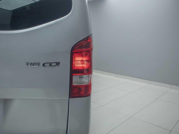 2023-Mercedes-Benz-Vito-116-20-CDI-Tourer-Pro-Auto image:9