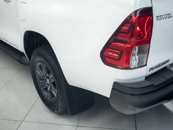2025-Toyota-Hilux-24-GD-6-Raider-4x4-Auto-Double-Cab image:17