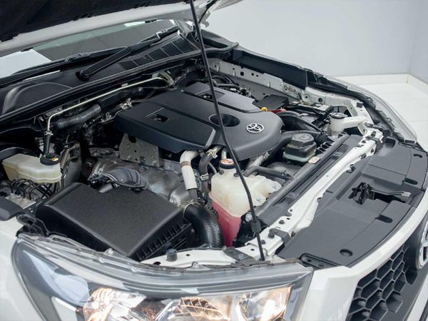 2025-Toyota-Hilux-24-GD-6-Raider-4x4-Auto-Double-Cab image:20