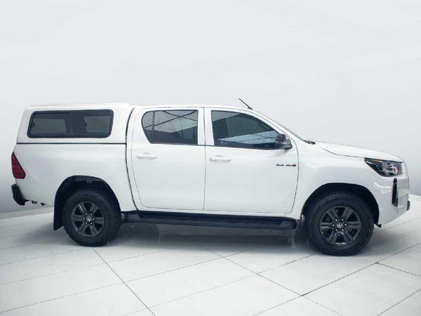 2025-Toyota-Hilux-24-GD-6-Raider-4x4-Auto-Double-Cab image:6