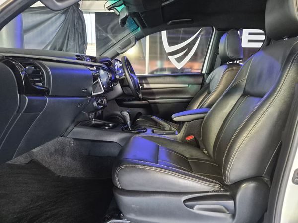 2021-Toyota-Hilux-28-GD-6-Raised-Body-Legend-4x4-Auto-Extended-Cab image:16