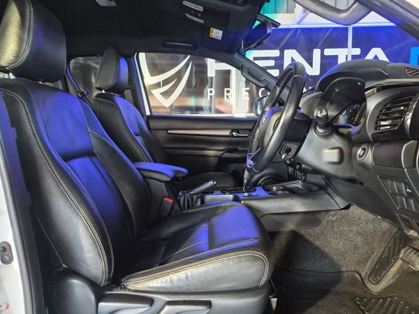 2021-Toyota-Hilux-28-GD-6-Raised-Body-Legend-4x4-Auto-Extended-Cab image:18