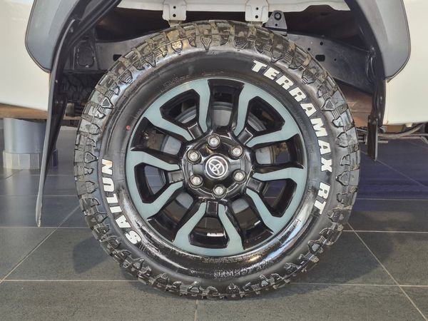 2021-Toyota-Hilux-28-GD-6-Raised-Body-Legend-4x4-Auto-Extended-Cab image:20