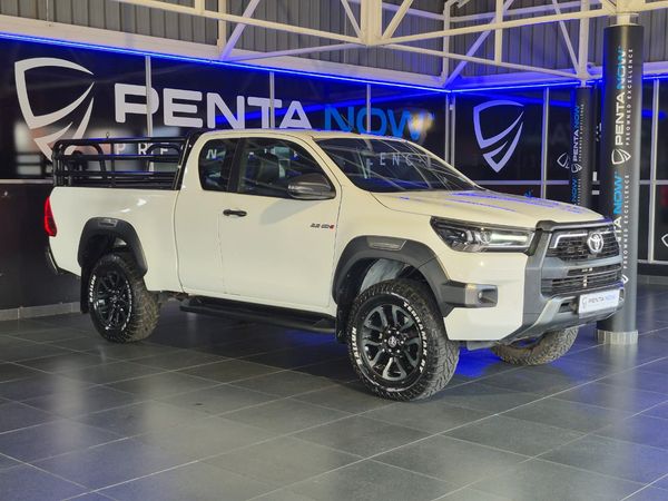 2021-Toyota-Hilux-28-GD-6-Raised-Body-Legend-4x4-Auto-Extended-Cab image:4