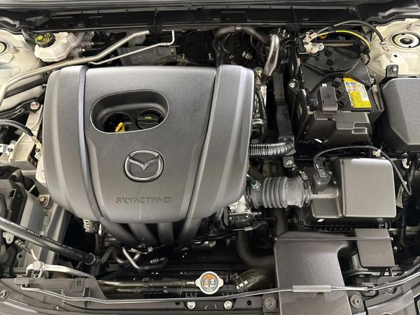 2023-Mazda-3-15-Dynamic-Auto-5-dr image:12