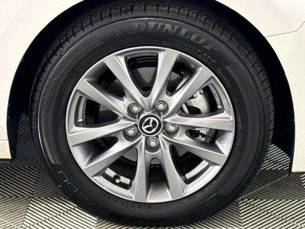2023-Mazda-3-15-Dynamic-Auto-5-dr image:4
