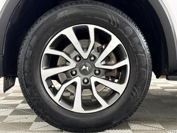 2023-Mahindra-Scorpio-N-22D-Auto-Z8 image:4