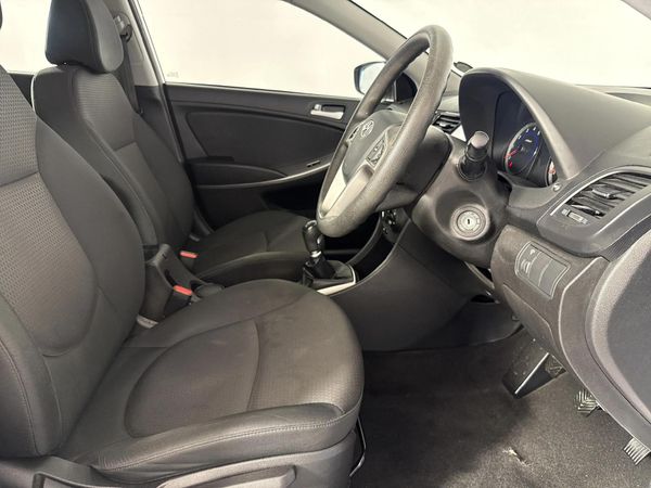 2018-Hyundai-Accent-16-Fluid-5-dr image:9