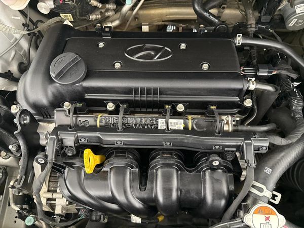 2018-Hyundai-Accent-16-Fluid-5-dr image:13