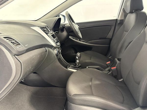 2018-Hyundai-Accent-16-Fluid-5-dr image:8