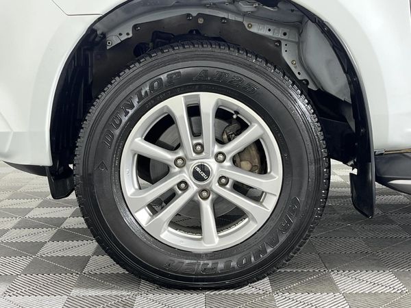 2022-Isuzu-Mu-x-30D-LS-Auto image:4
