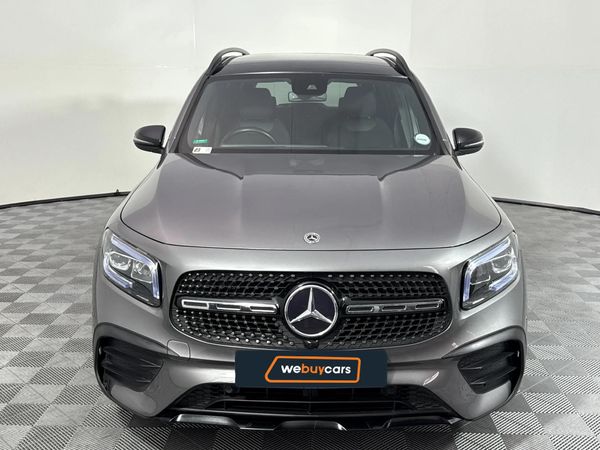 2021-Mercedes-Benz-GLB-220d-4Matic image:12