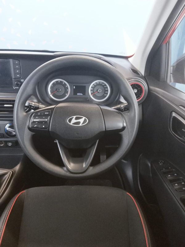 2024-Hyundai-Grand-i10-10-Motion image:16