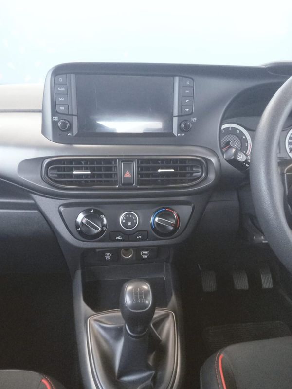 2024-Hyundai-Grand-i10-10-Motion image:17