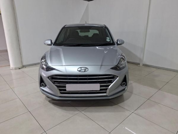 2023-Hyundai-Grand-i10-10-Fluid image:3