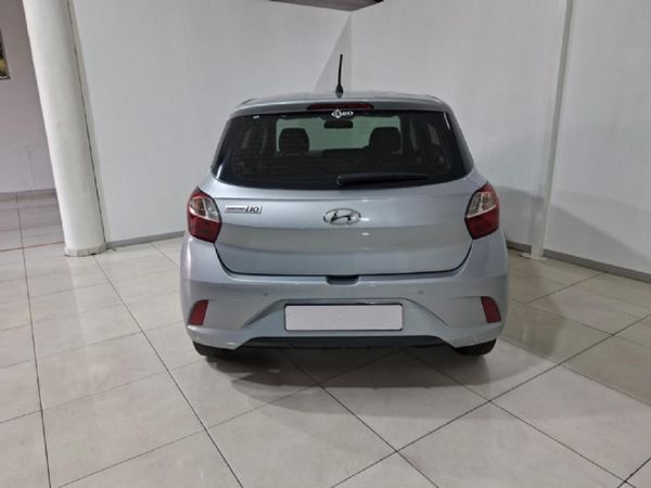 2023-Hyundai-Grand-i10-10-Fluid image:4