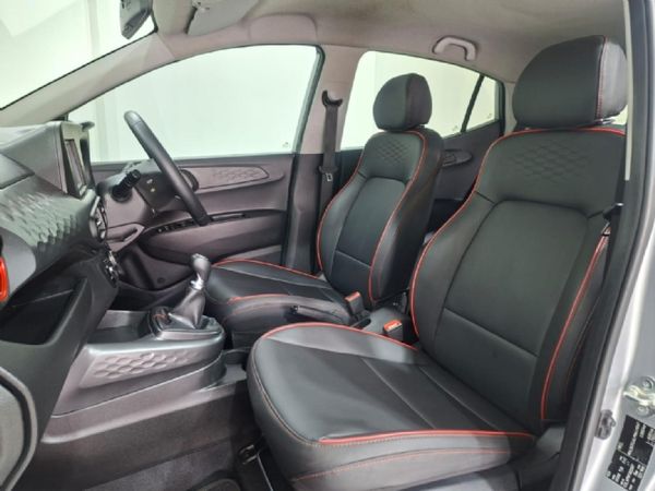 2023-Hyundai-Grand-i10-10-Fluid image:7