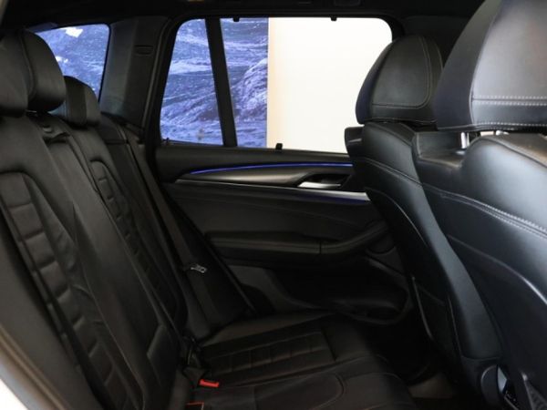 2022-BMW-X3-xDrive20d-M-Sport image:9