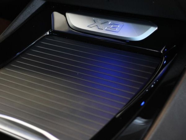 2022-BMW-X3-xDrive20d-M-Sport image:19