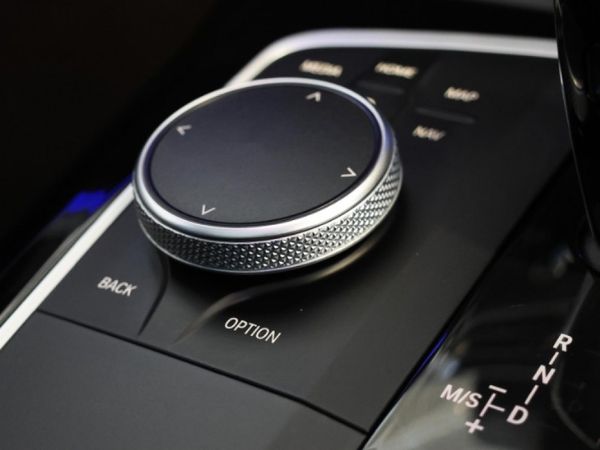 2022-BMW-X3-xDrive20d-M-Sport image:21