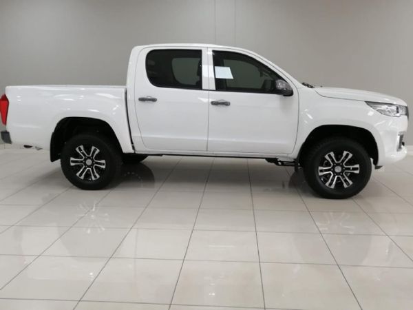 2026-Foton-Tunland-20T-G7-Elite-Double-Cab-Auto image:1