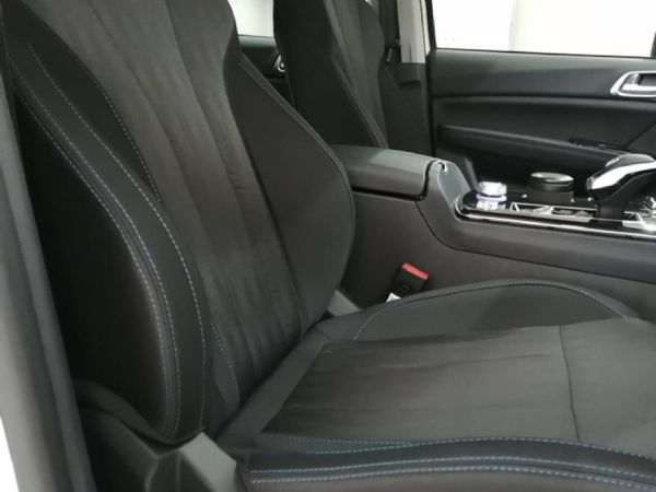 2026-Foton-Tunland-20T-G7-Elite-Double-Cab-Auto image:6