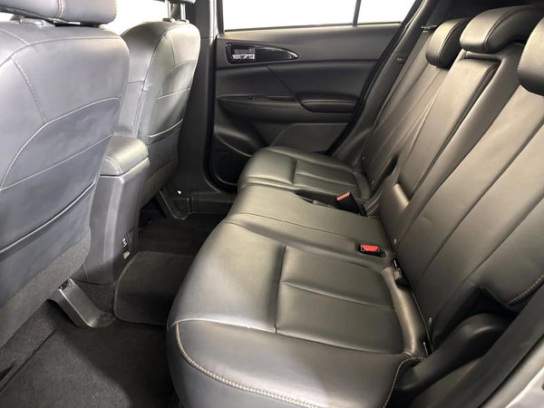 2020-Mitsubishi-Eclipse-Cross-20-GLS-Auto image:3