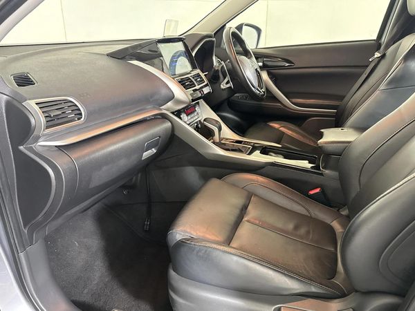 2020-Mitsubishi-Eclipse-Cross-20-GLS-Auto image:8