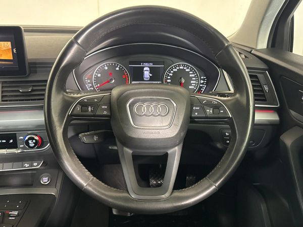 2019-Audi-Q5-20-TDI-quattro-Auto-40-TDI image:12